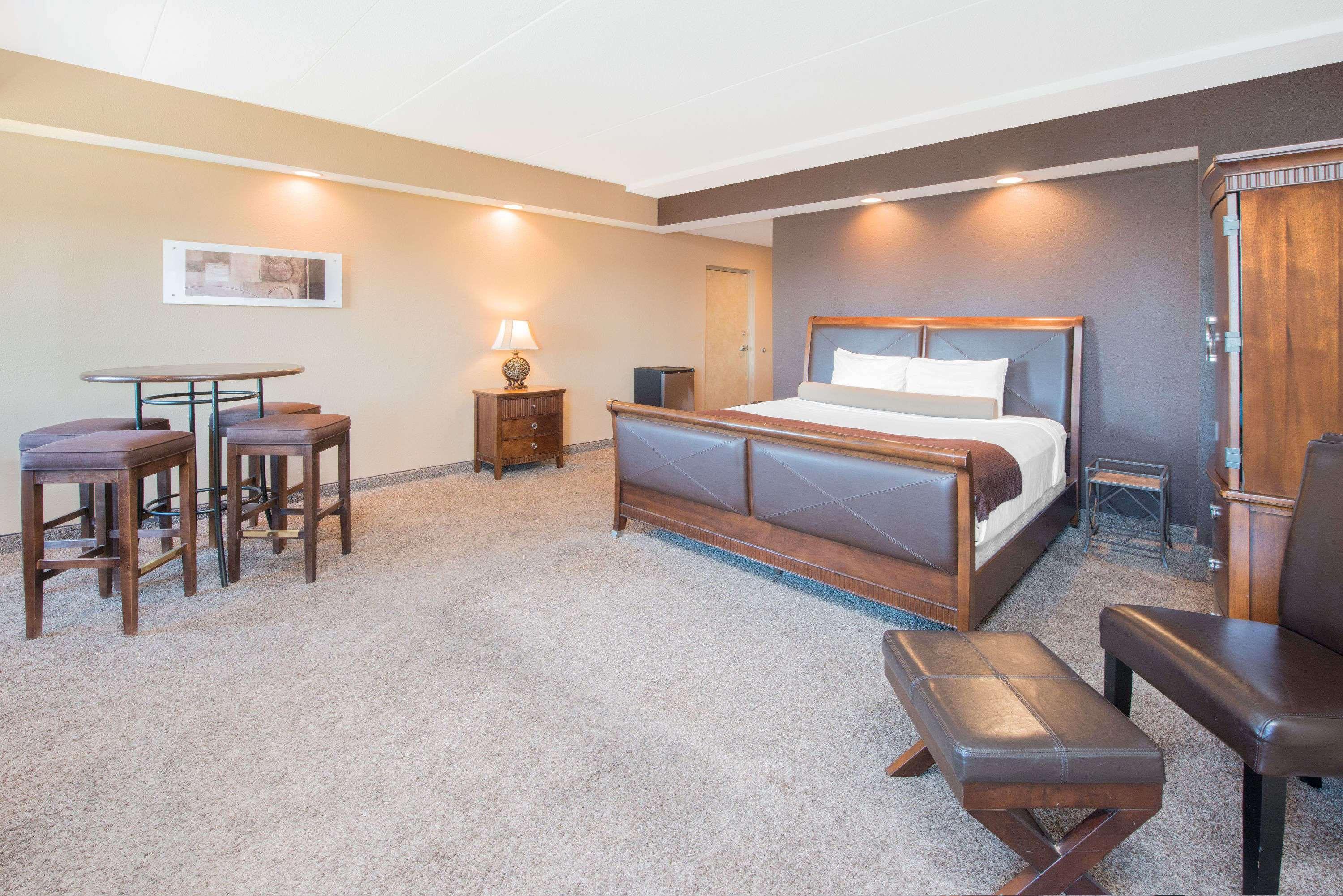 Microtel Inn & Suites By Wyndham Quincy Downtown - River Area Eksteriør billede
