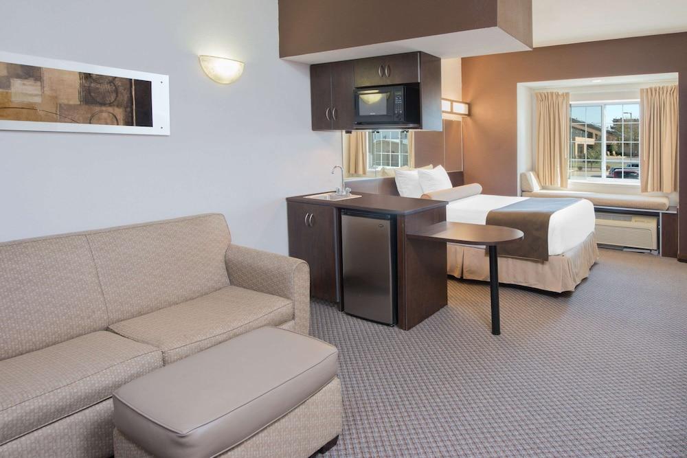 Microtel Inn & Suites By Wyndham Quincy Downtown - River Area Eksteriør billede