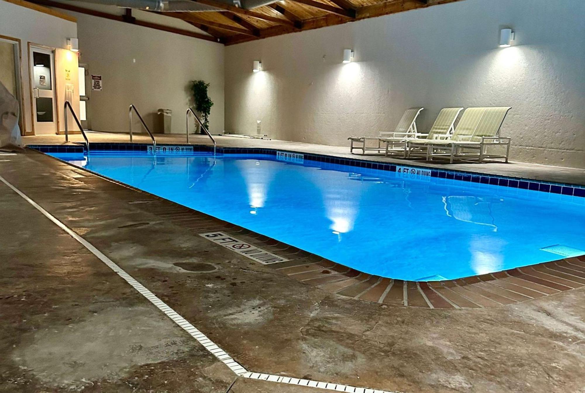 Microtel Inn & Suites By Wyndham Quincy Downtown - River Area Eksteriør billede
