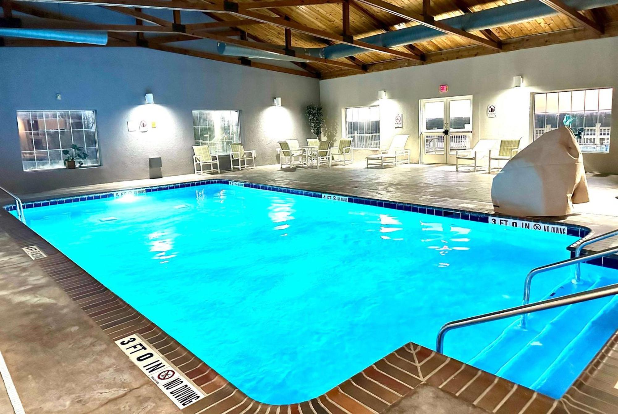 Microtel Inn & Suites By Wyndham Quincy Downtown - River Area Eksteriør billede