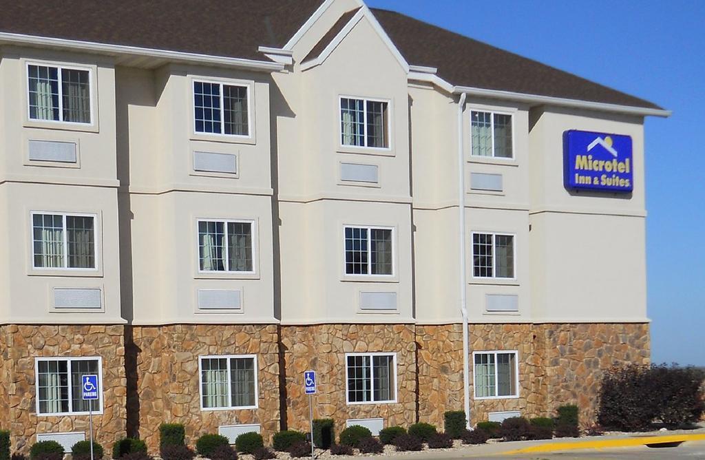 Microtel Inn & Suites By Wyndham Quincy Downtown - River Area Eksteriør billede